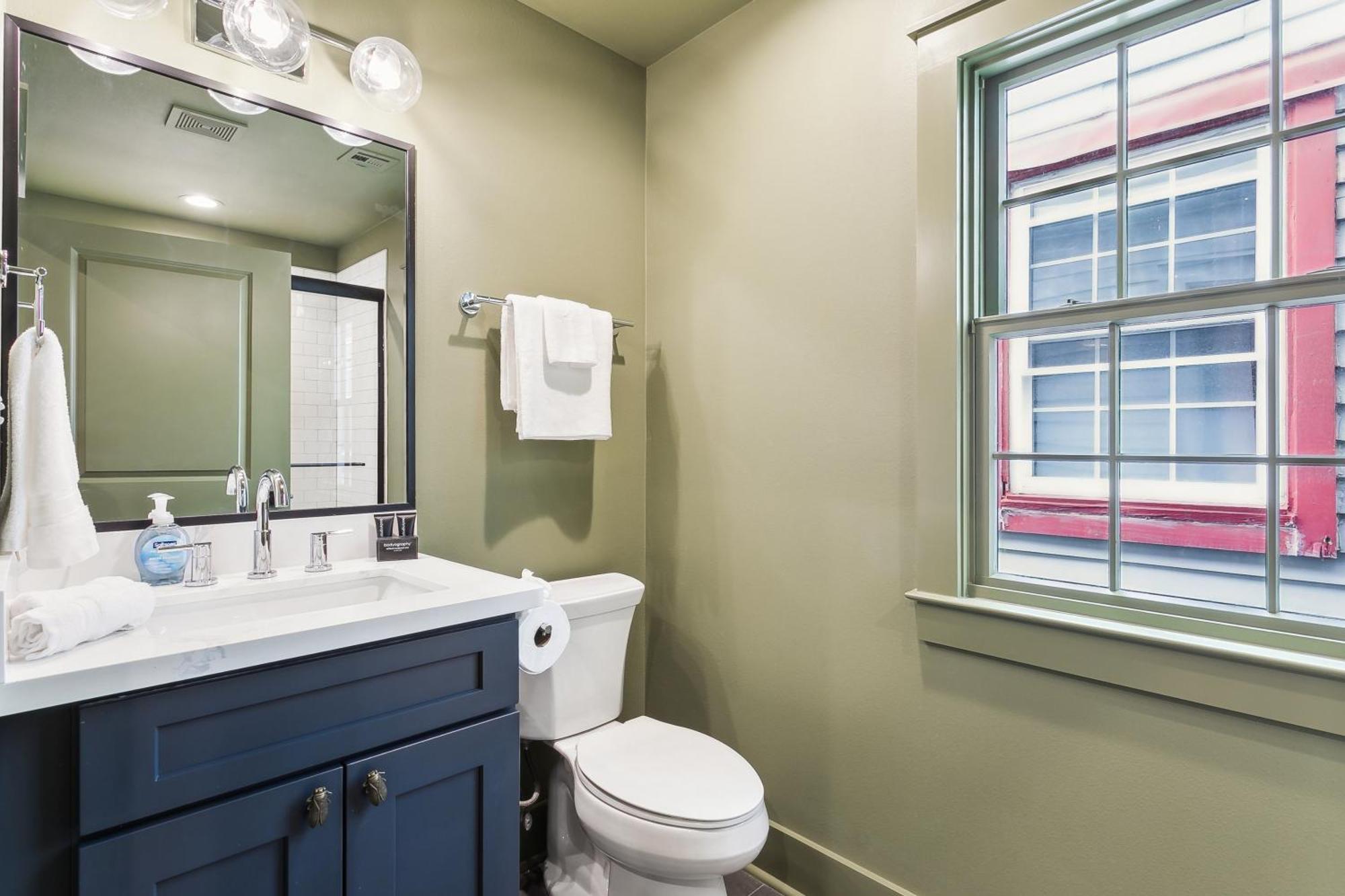 Vibrant Nola Retreat Jazz & Culture