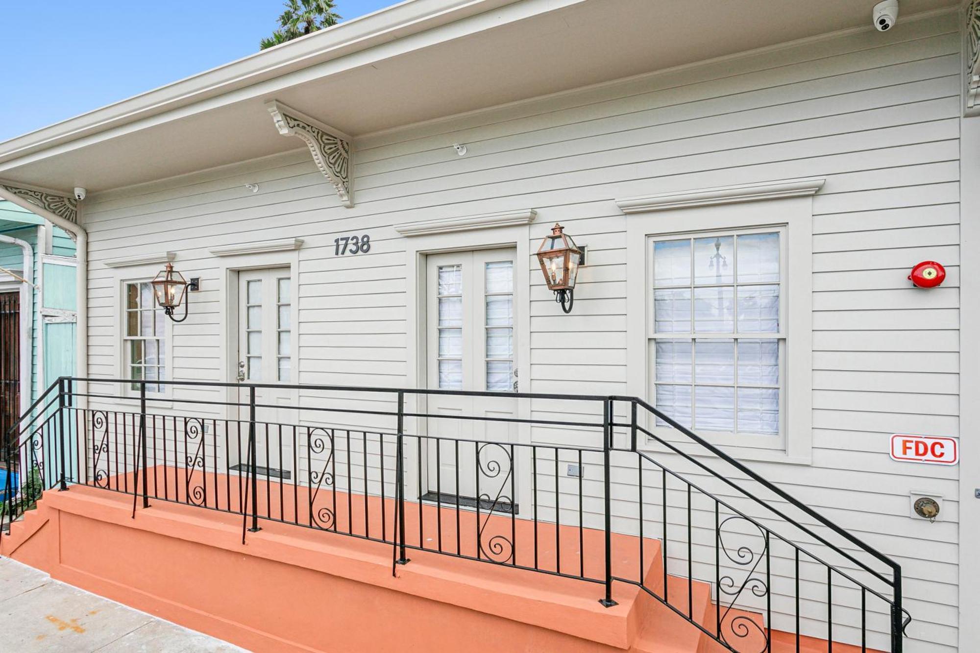 Vibrant Nola Retreat Jazz & Culture Apartment *