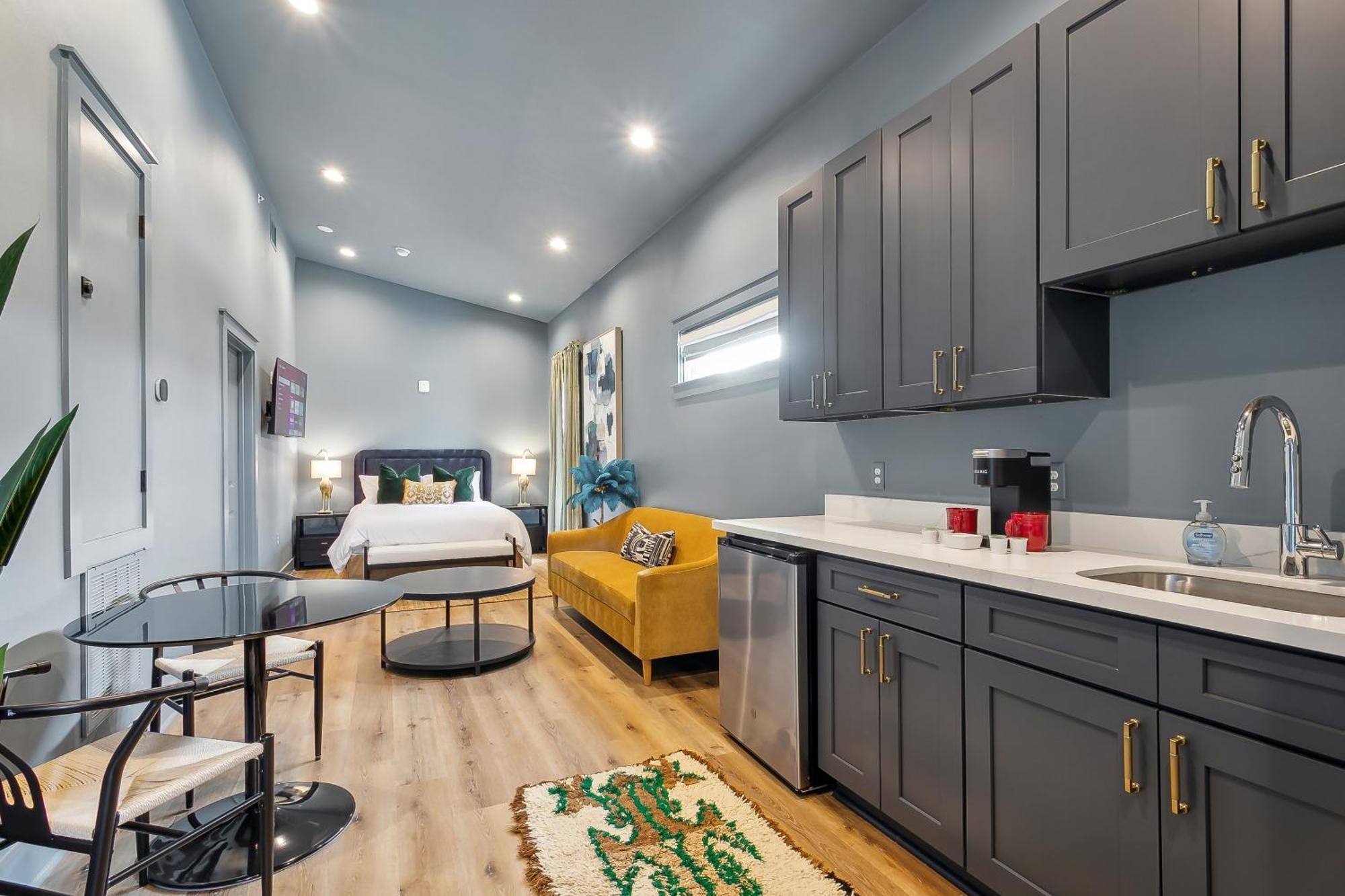 Vibrant Nola Retreat Jazz & Culture Apartment