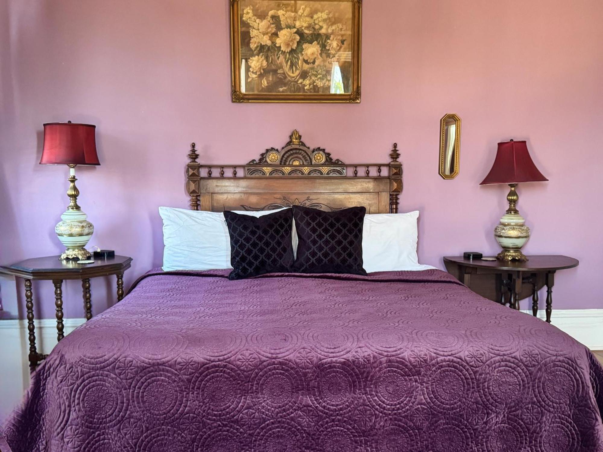 Holiday home Historic- Salt Pool-balconies-near French Quarter