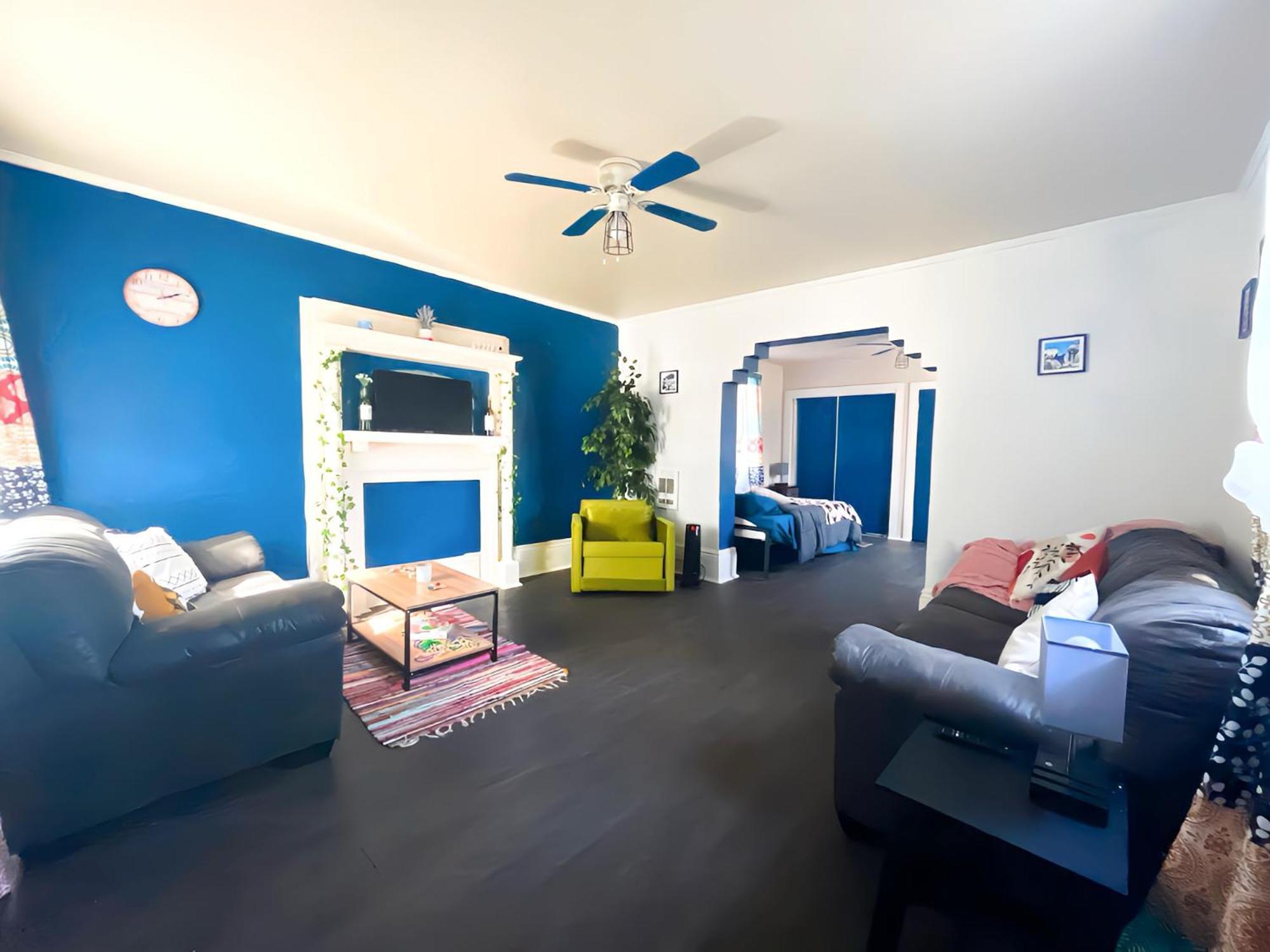 Convenient Home, Near Super Dome, Less Than 1 Mile From French Quarter Holiday home New Orleans