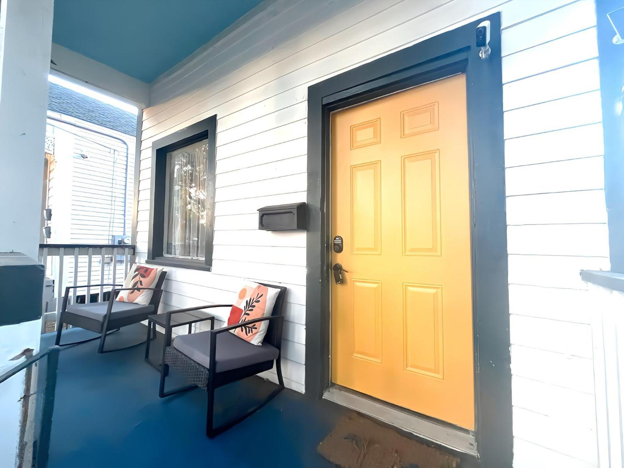 Convenient Home, Near Super Dome, Less Than 1 Mile From French Quarter New Orleans