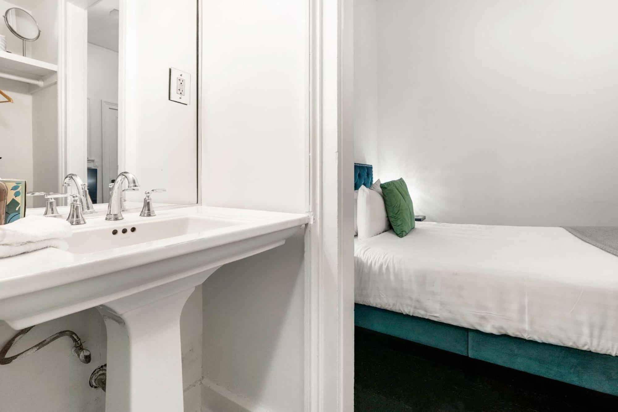 Apartment Roami At St. Helene