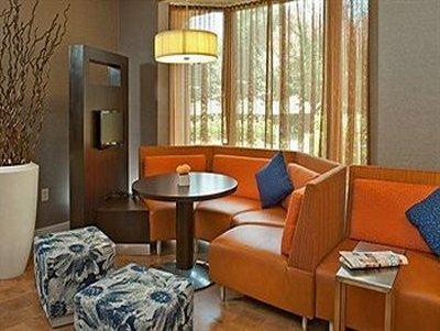 Hotel Courtyard By Marriott French Quarter/iberville New Orleans