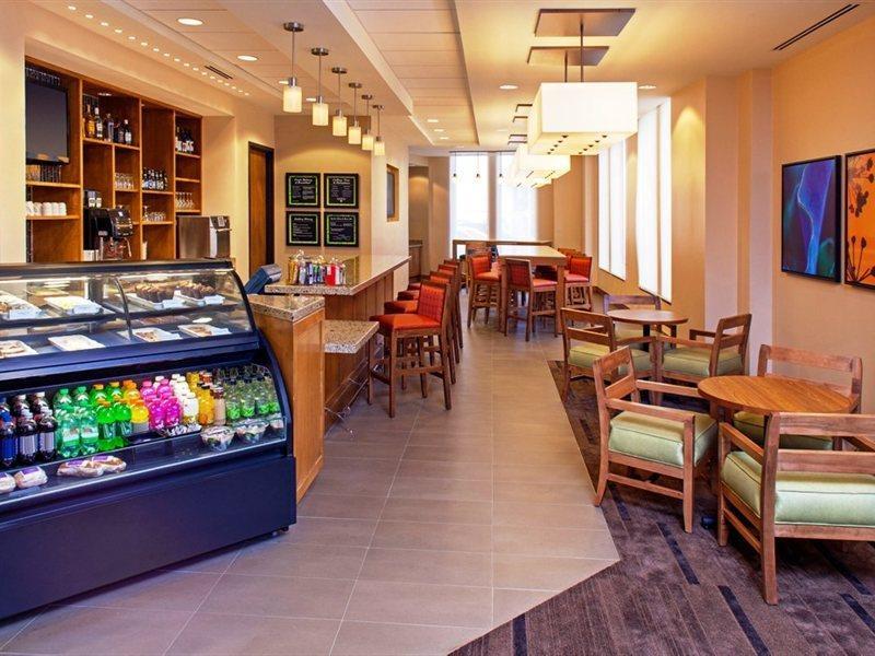 Hyatt Place Convention Center Hotel