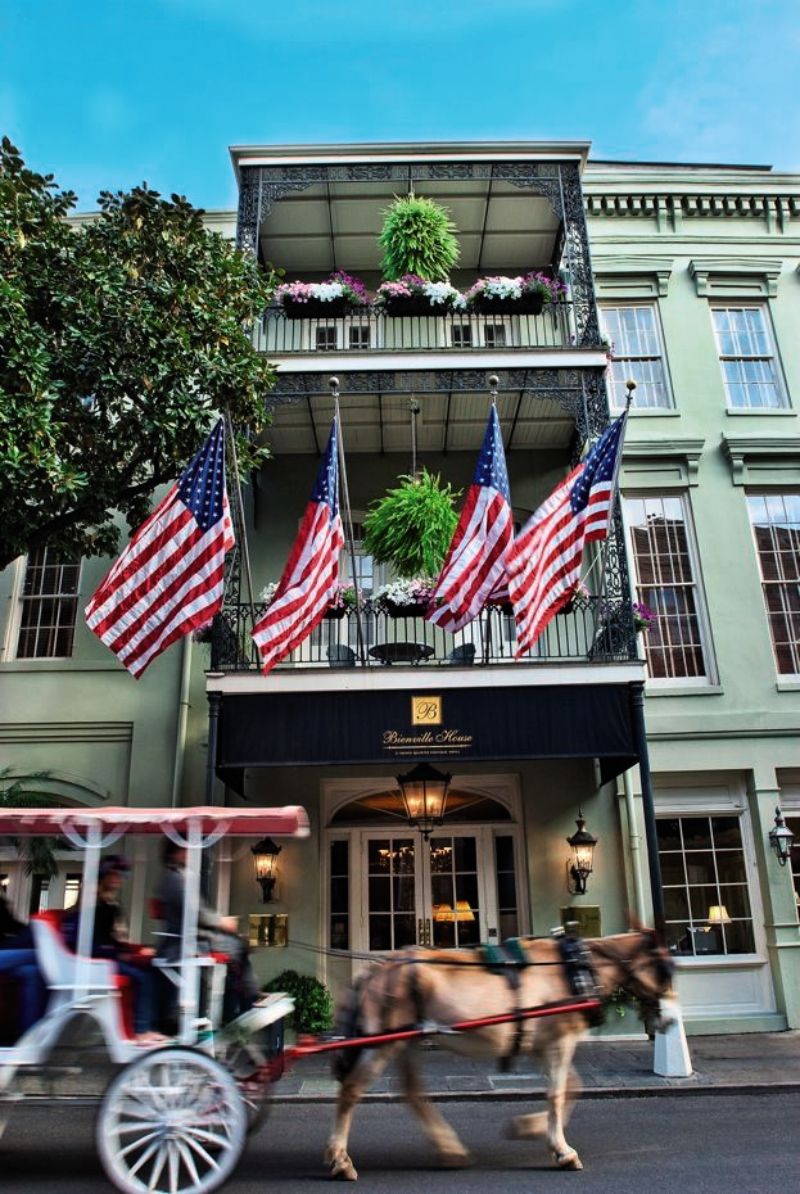 Bienville House Hotel