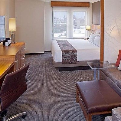 Hyatt Place Convention Center Hotel