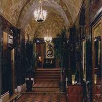 Hilton / St. Charles Avenue