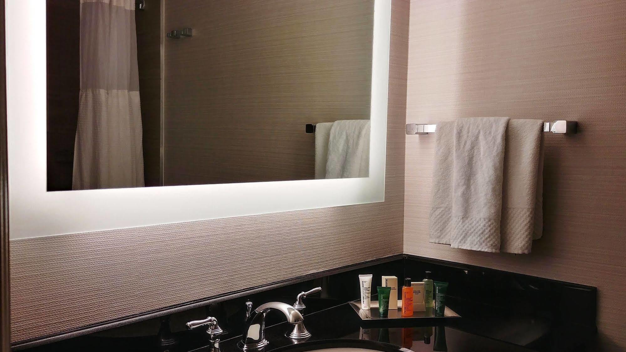 Hilton / St. Charles Avenue Hotel