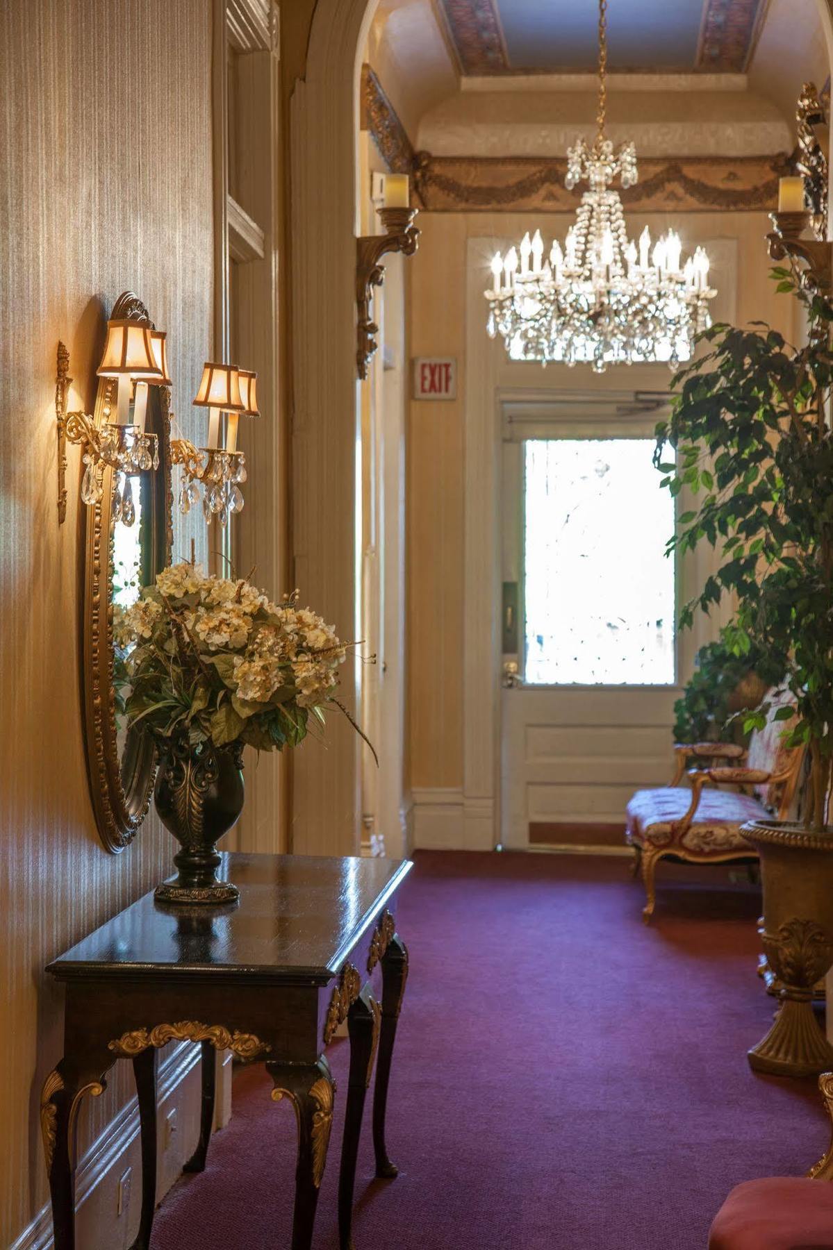 Inn Cornstalk New Orleans