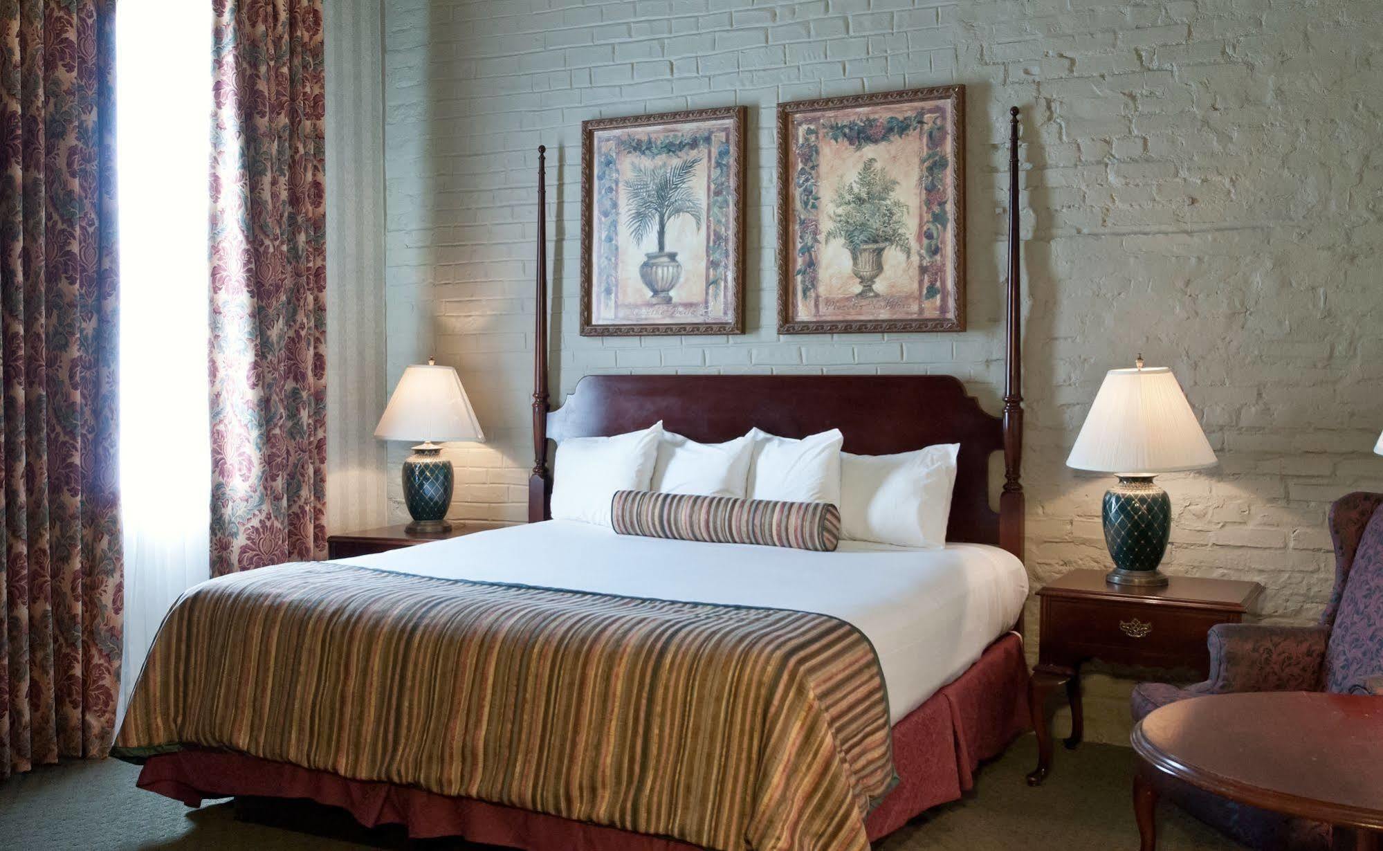 Hotel Conti New Orleans