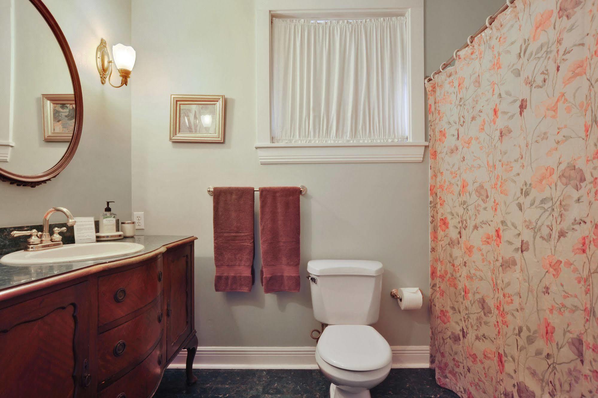 Southern Comfort Bed & Breakfast