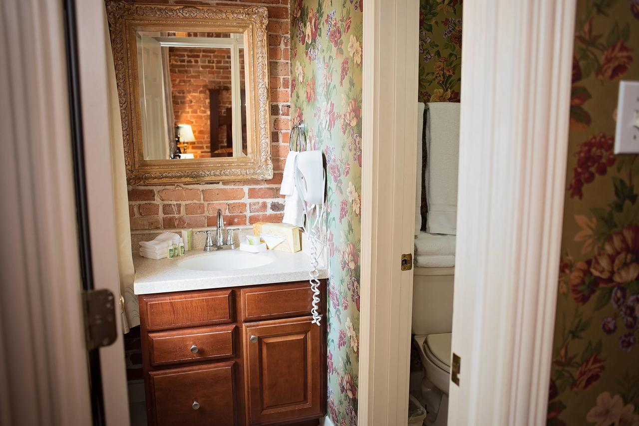 Quarter House Hotel New Orleans