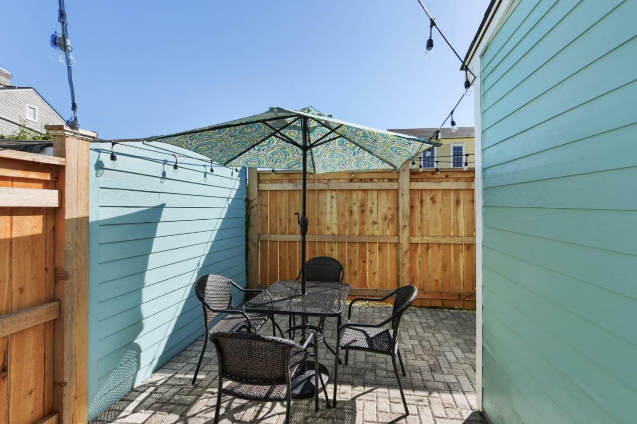 Nola Apartment