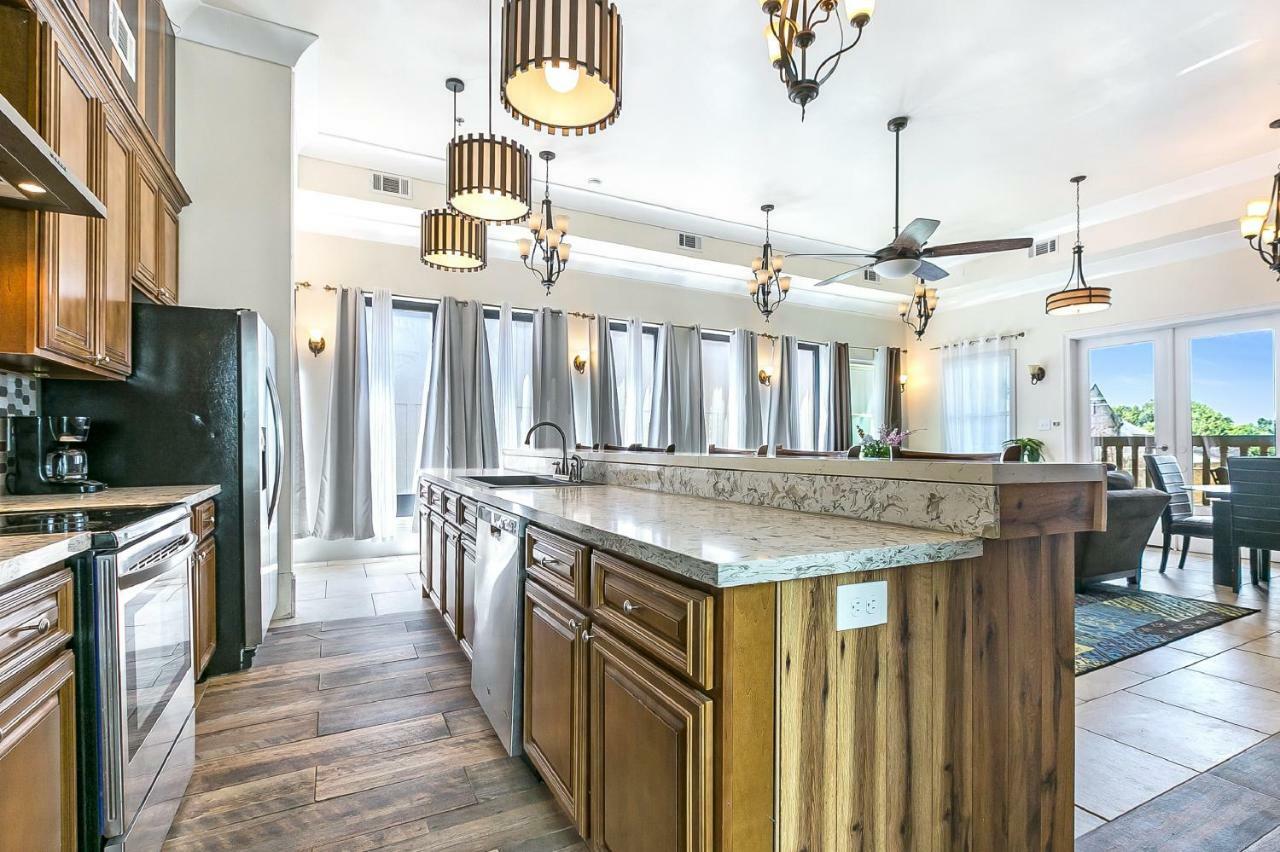 Spacious 4br On Carondelet Near Hot Spo New Orleans