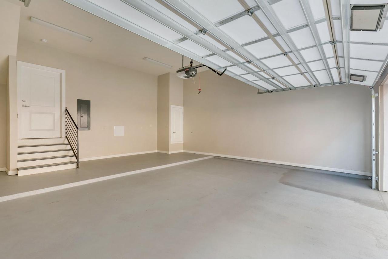 Private Living Near Hot Spots Holiday home New Orleans