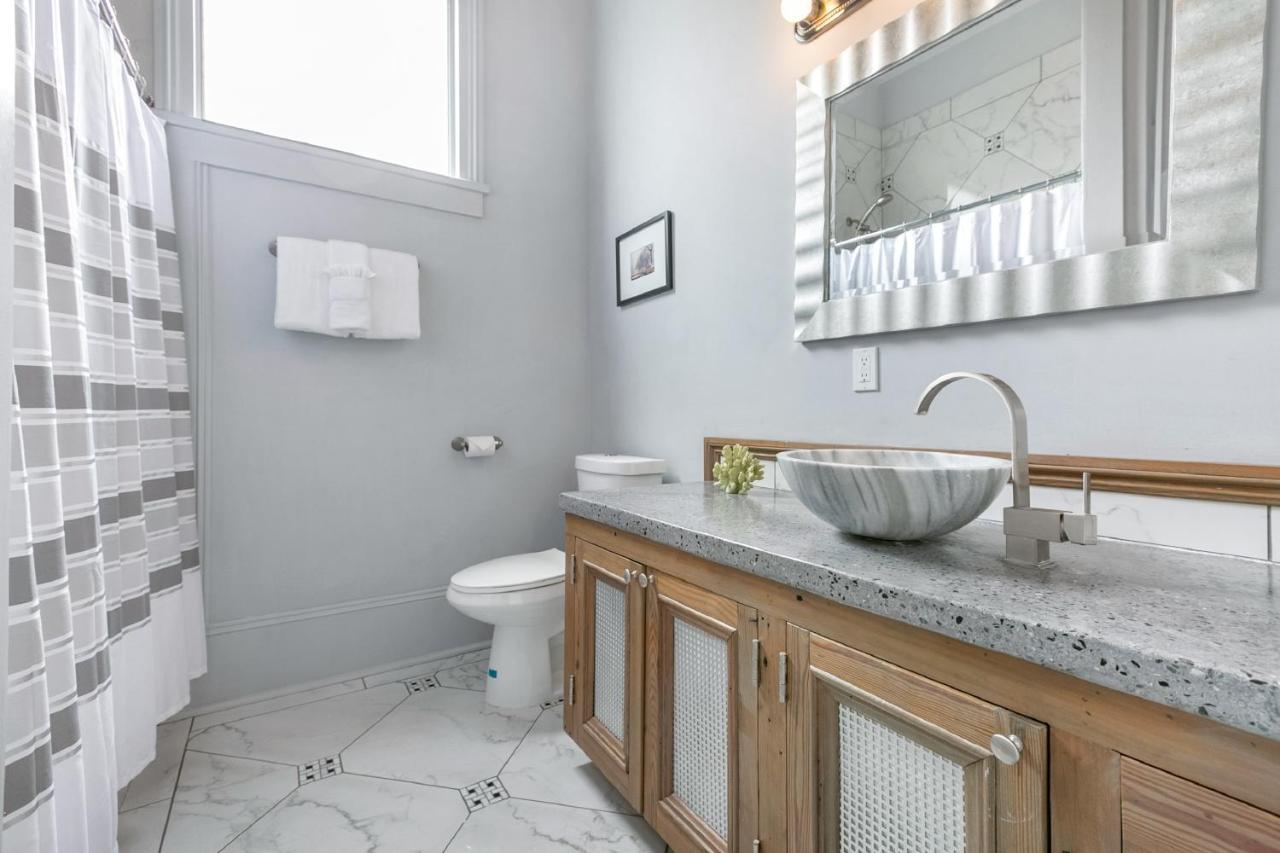 Holiday home Cozy And Charming House Close To St Charles Ave New Orleans