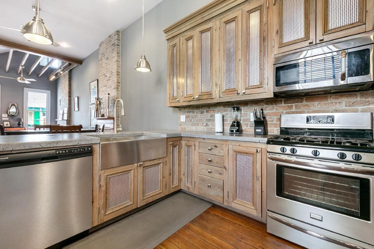 Cozy And Charming House Close To St Charles Ave Holiday home New Orleans