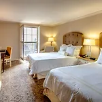 Dauphine Orleans Hotel