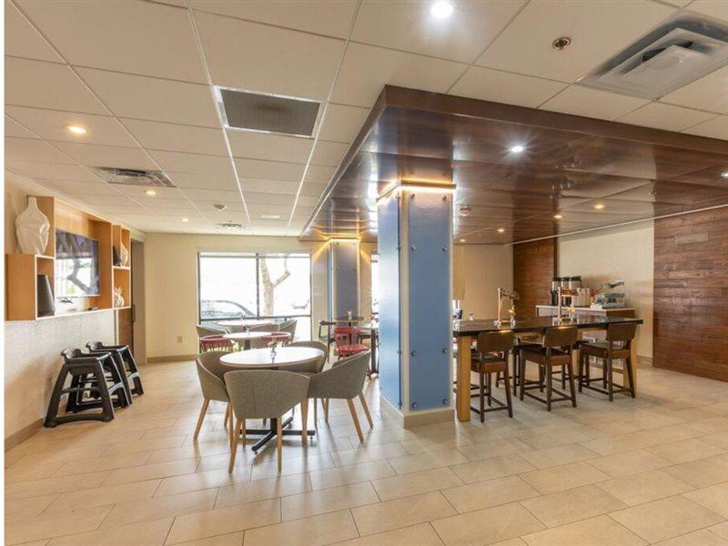 Hotel Express Downtown By Ihg 3*