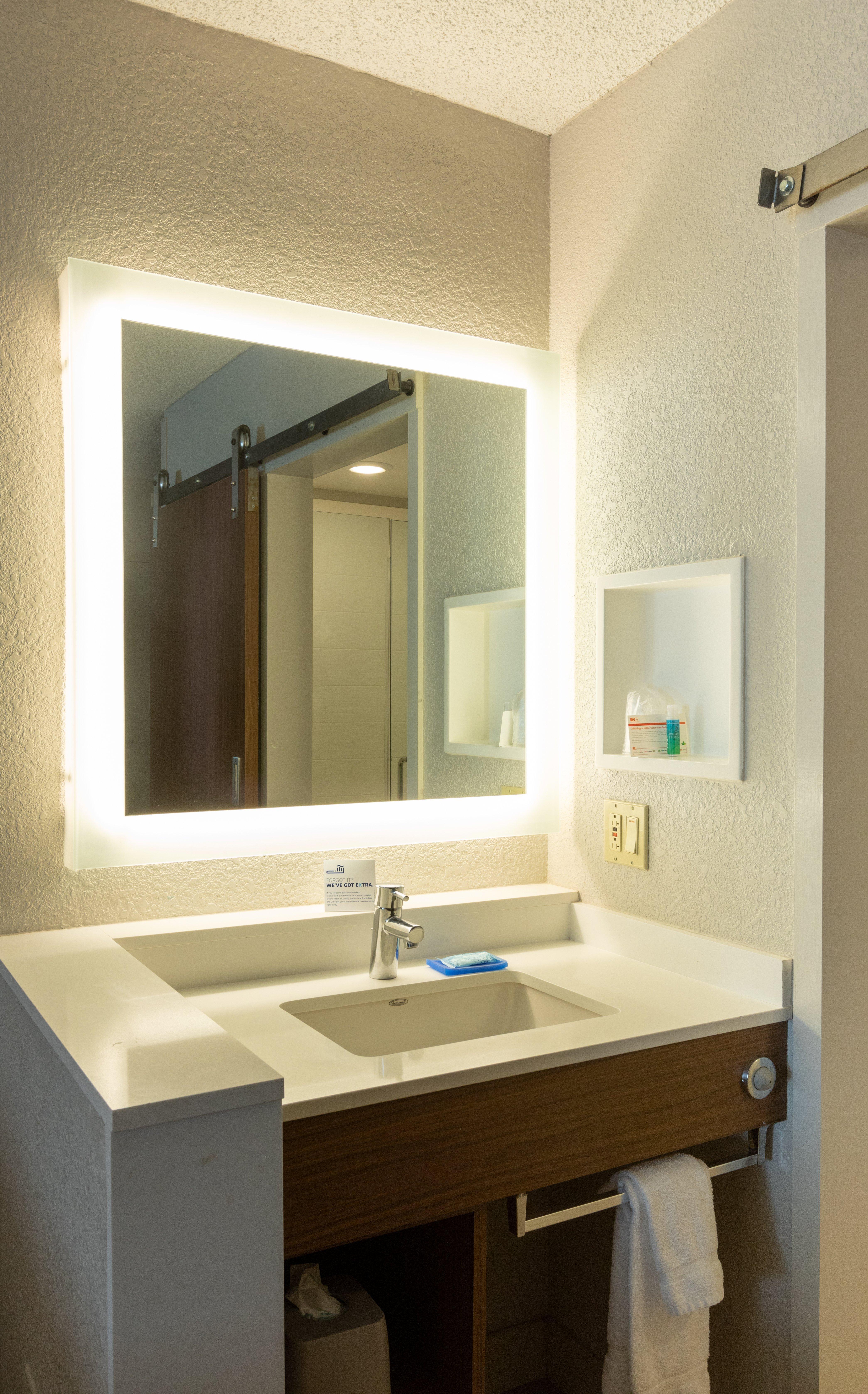 Express Downtown By Ihg Hotel