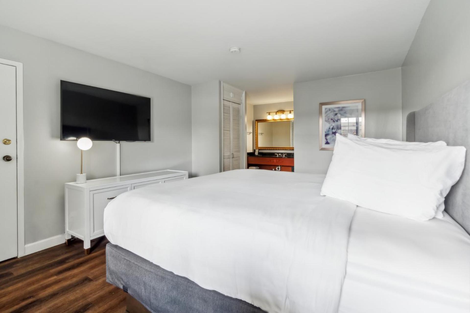 Maison Saint Charles 3*