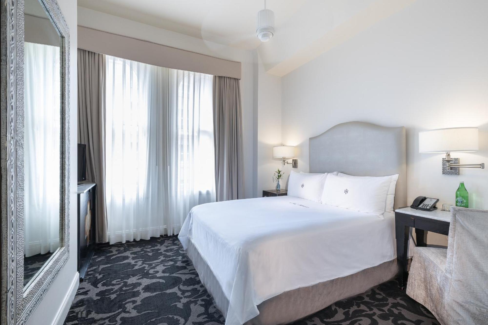 Hotel International House 4*