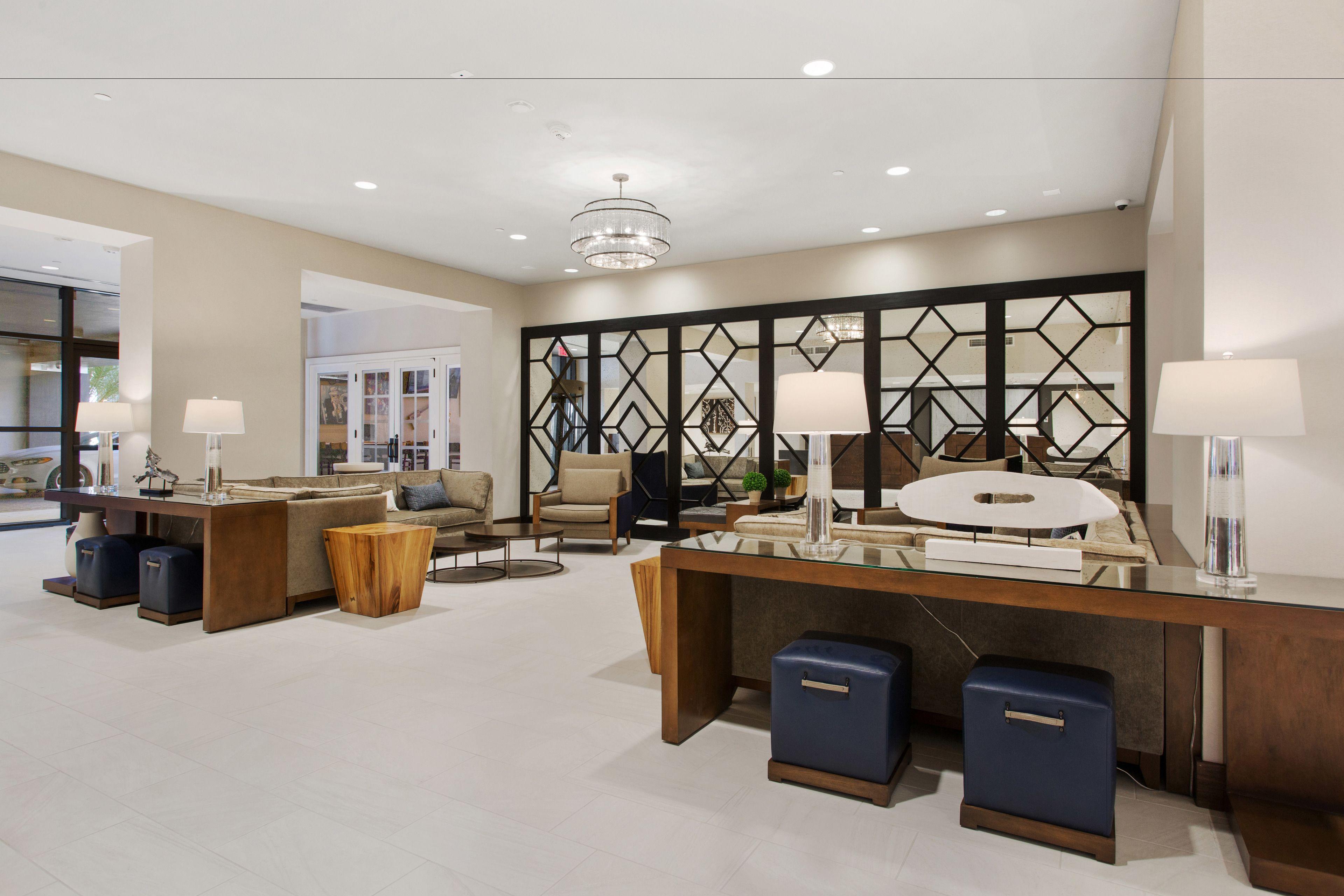 Doubletree By Hilton New Orleans