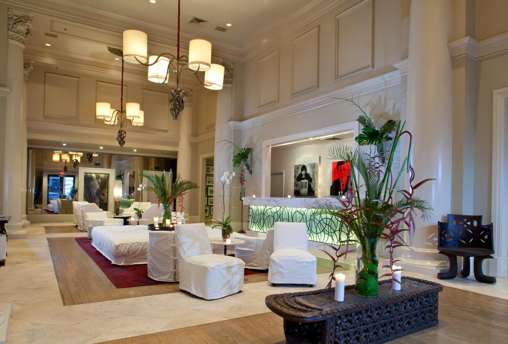 International House 4*