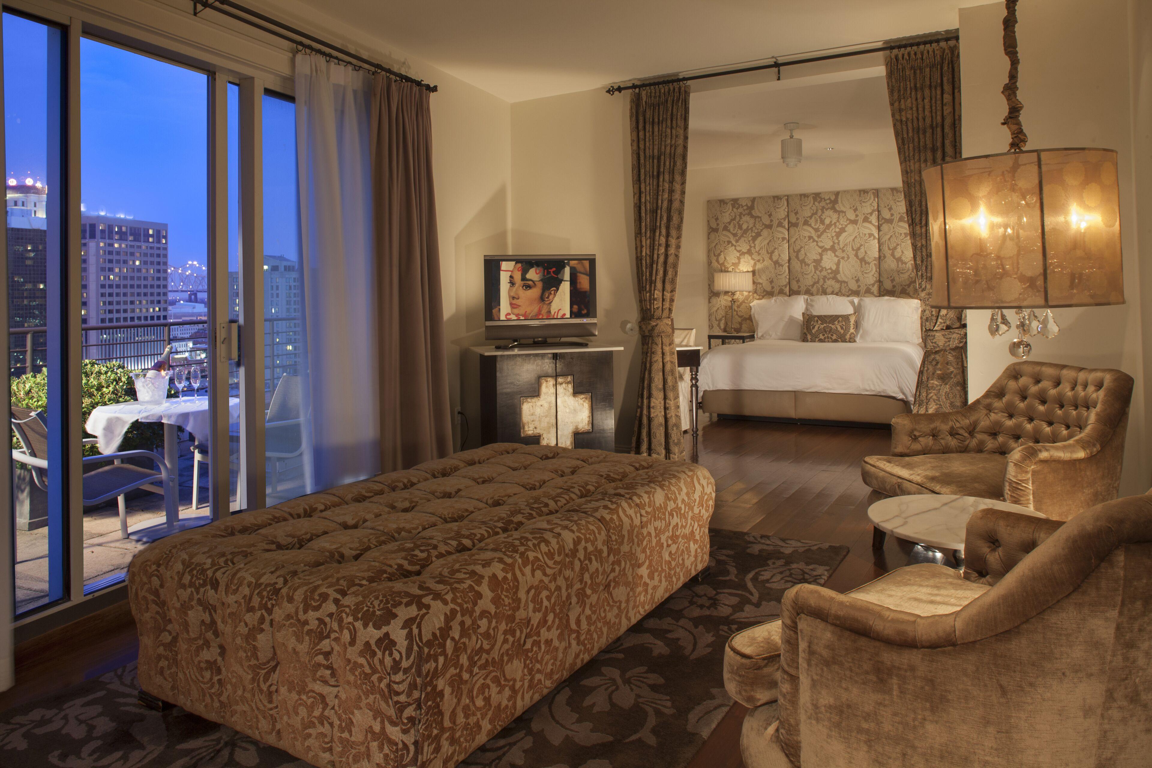 International House Hotel