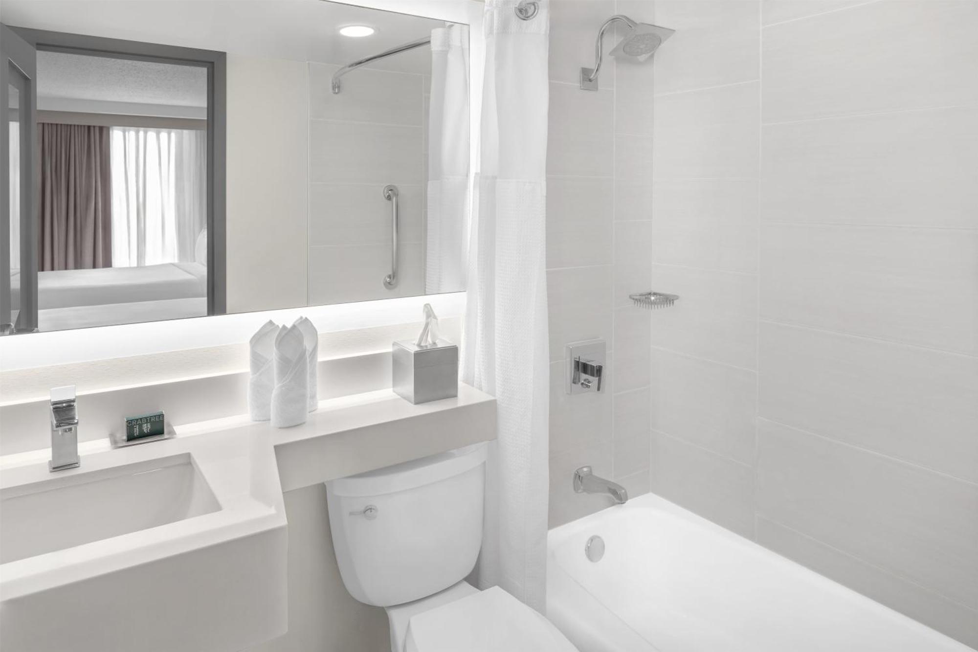 Doubletree By Hilton Hotel New Orleans