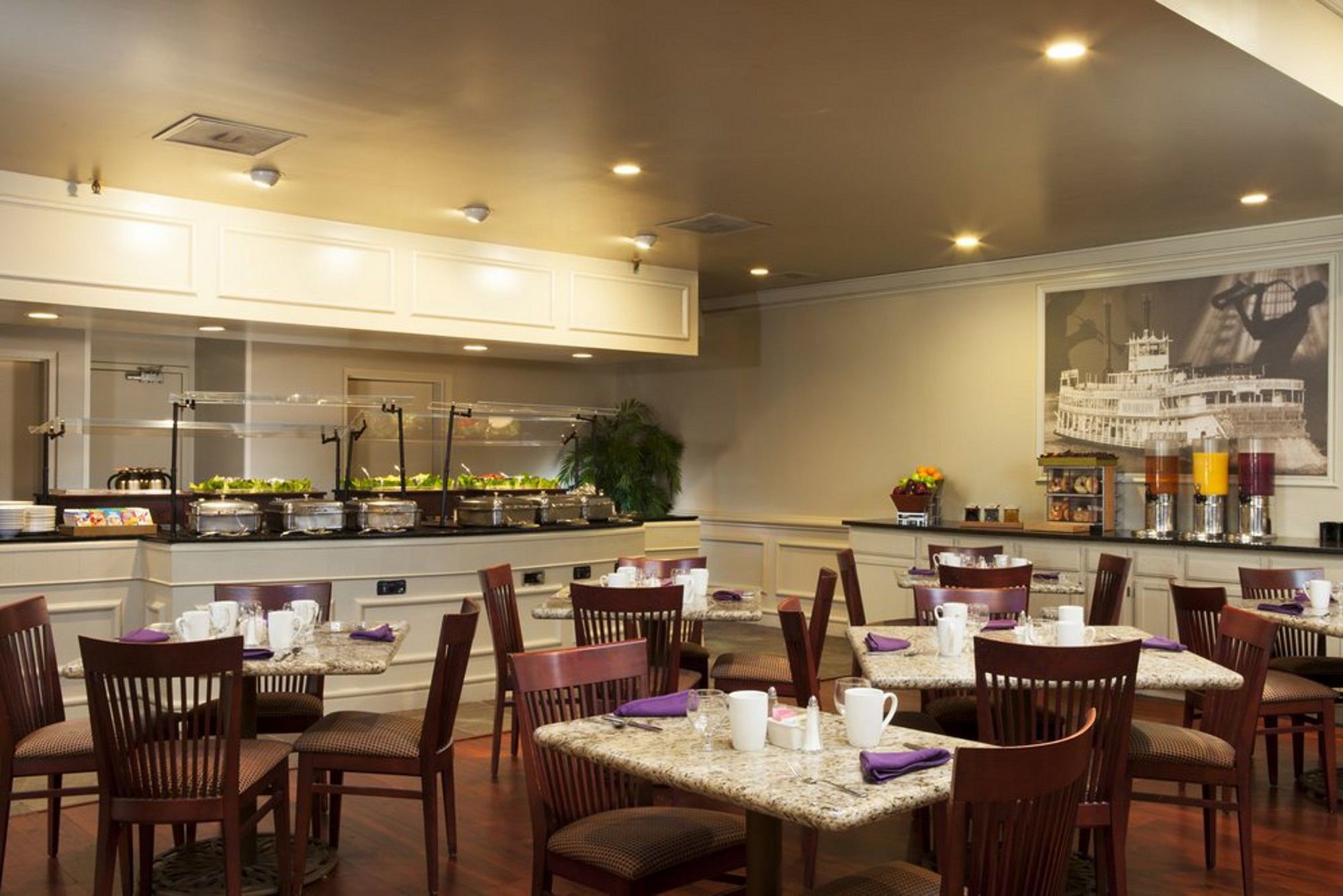 Doubletree By Hilton New Orleans