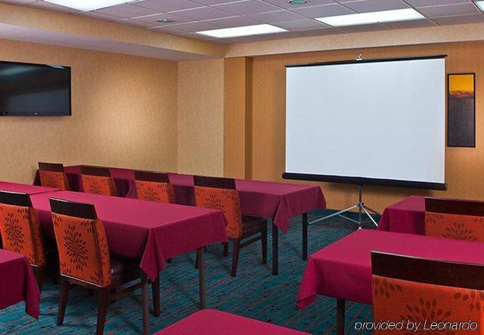 Sonesta Es Convention Center