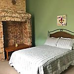 Historic Viavant Cottage - Jazz Fest/Fairgrounds