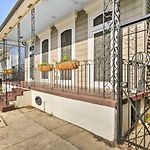1 Mi To French Quarter: Walkable Nola Home!