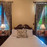Villas De Frenchmen