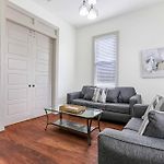 Chic 3Br Nola Retreat, Streetcar Access, Ideal For Families & Friends