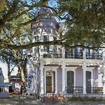 Carondelet House - 1886 Garden District Manse