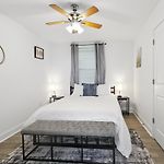 New Luxury 3Br W Jacuzzi