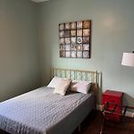 Chilled Pad 2 Blocks From The French Quarters