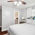Amazing 3Bedroom Townhome, In Historic Dryade City