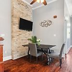 Amazing 3Bedroom Townhome, In Historic Dryade City