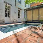 Hotel De L\'Eau Vive