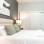 Landing Modern Apartment With Amazing Amenities