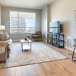 Landing Modern Apartment With Amazing Amenities