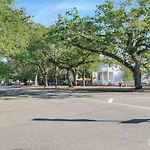 Adorable Treme Nook- Renovated Private Apartment