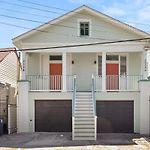 Fabulous Classy And Comfy 3Bd 2Ba Home And Parking