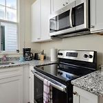 Fabulous Franklin 2Bd Steps From St Claude Ave