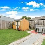 5Bed Streetcar Retreat W Outdoor Entertaining