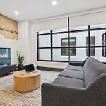 Roami At 714 Canal